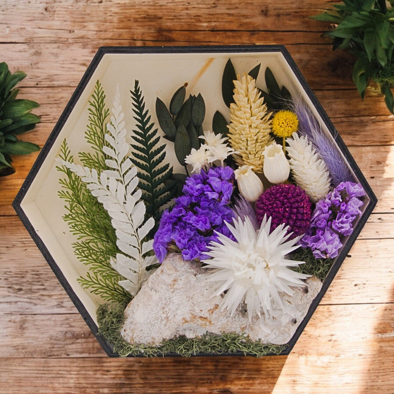 Paysage floral et faune - Hexagone Violet